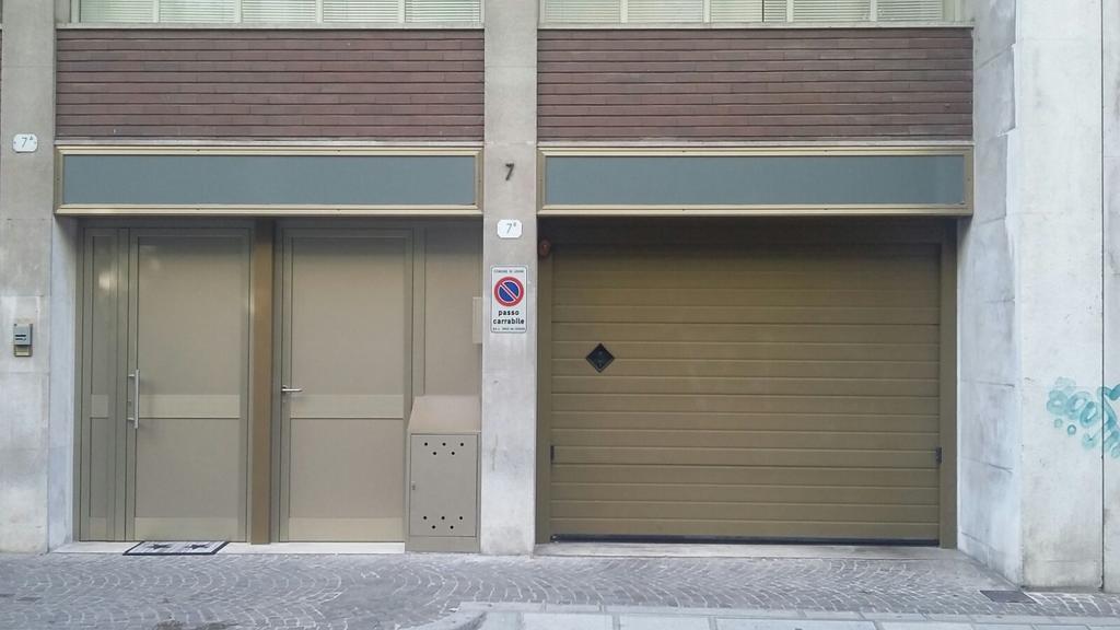 Apartamento La Casa Di Paolo Údine Exterior foto